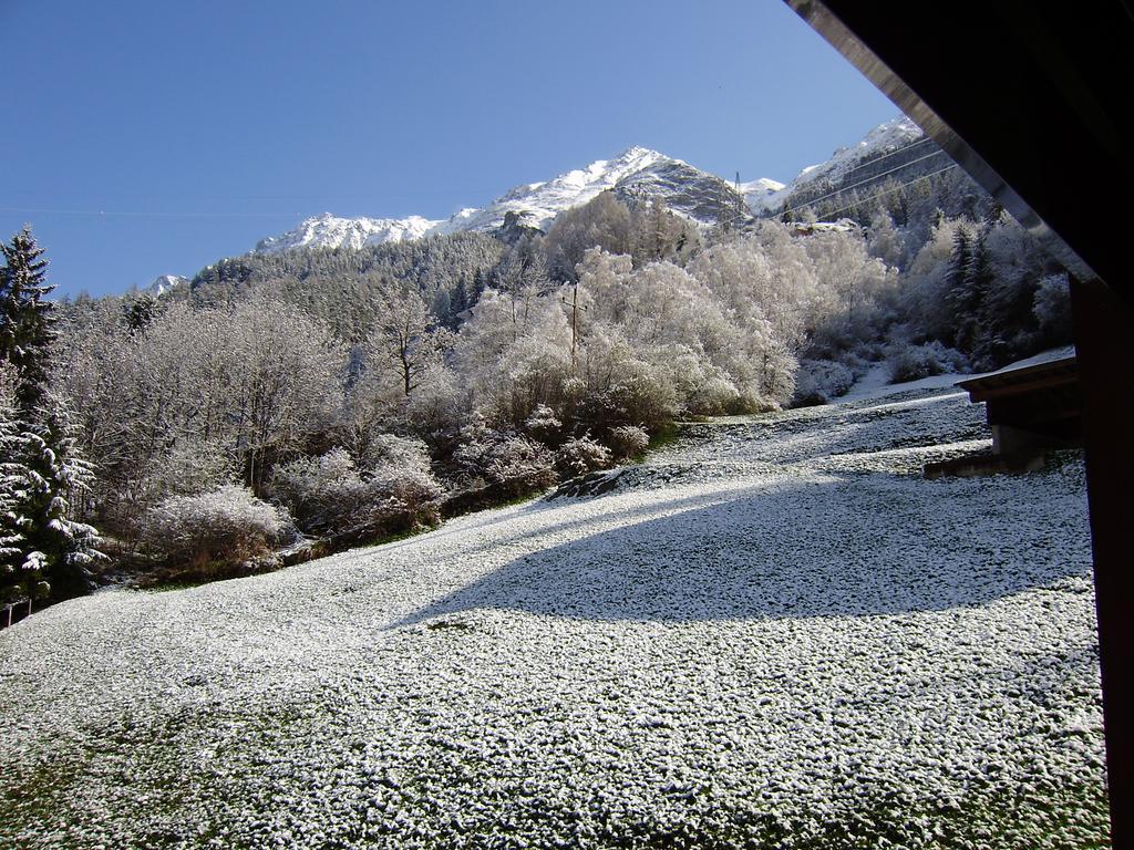 Hotel Haus Alpenglühn Längenfeld Exterior foto